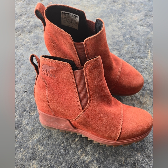 Sorel Shoes - SOREL Ankle Boots Booties Coral Size 5.5